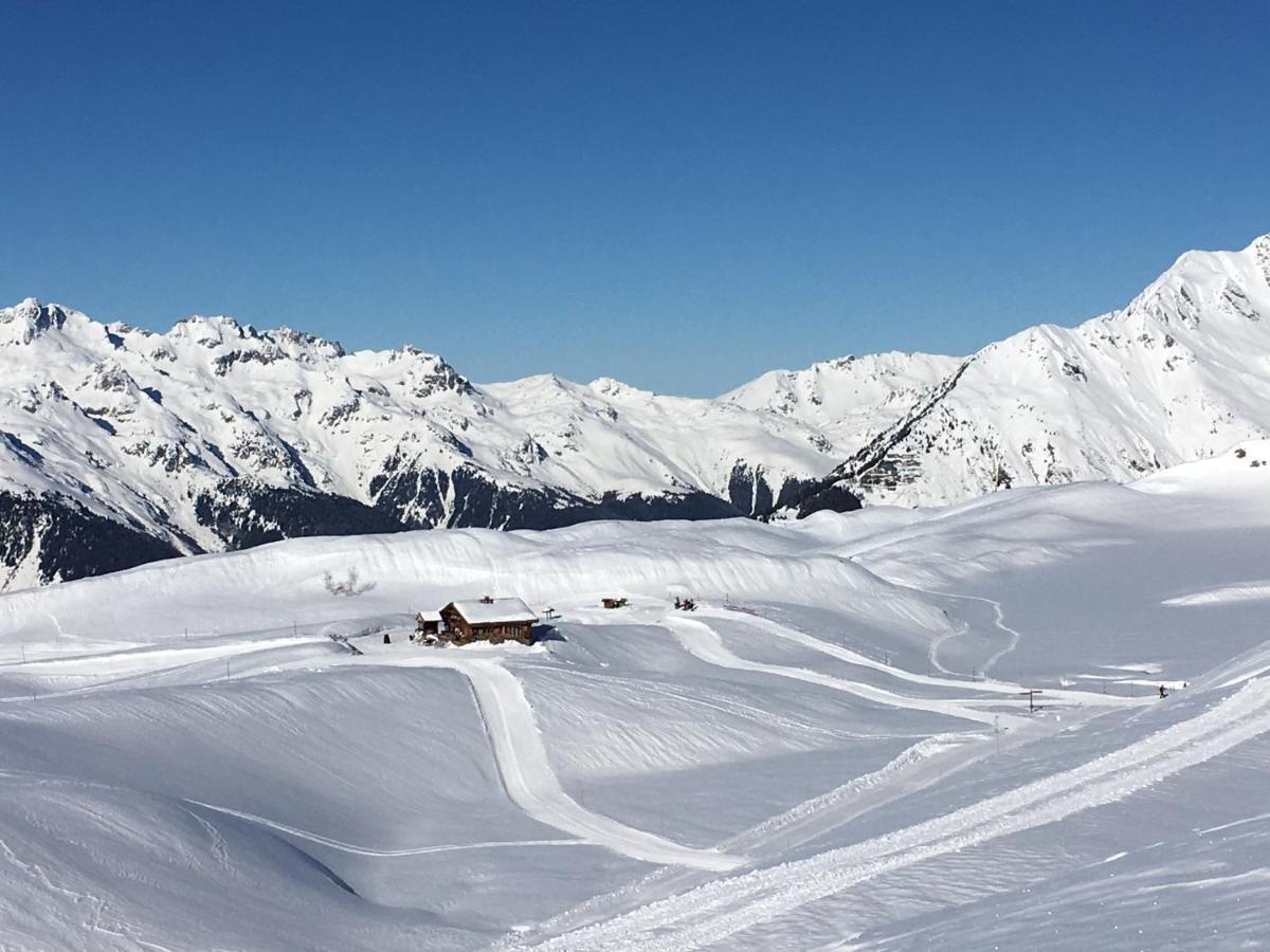 Luxe Gite In Ski- En Fietsparadijs Allemond Villa Buitenkant foto